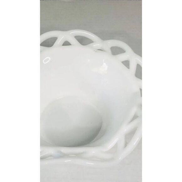 imperial glass ohio laced edge milk glass shallow round bowl 7.5 inch - Picture 8 of 8
